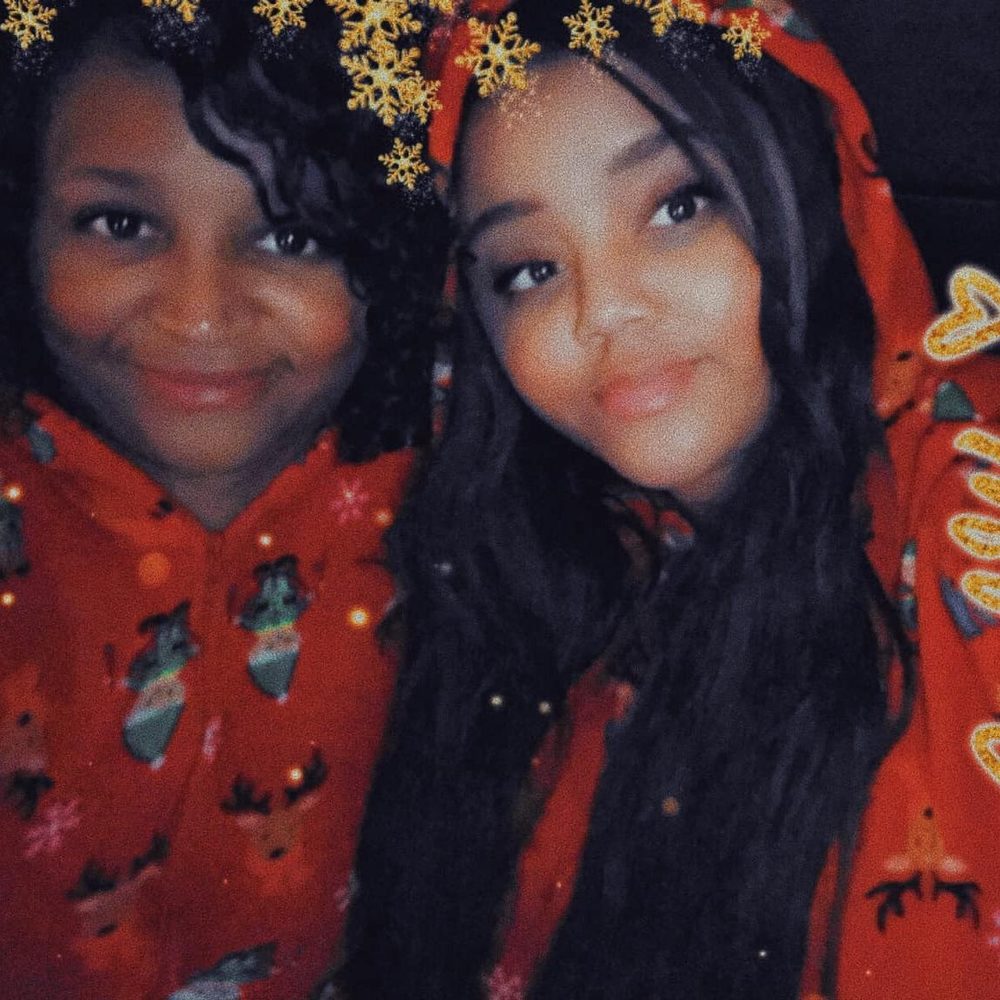 Meet your Posher, Angela